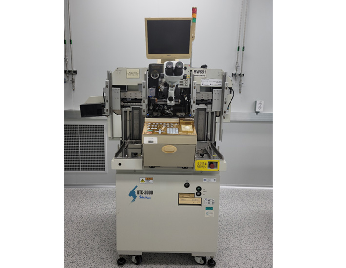 자동 와이어 본더 2(기증장비)